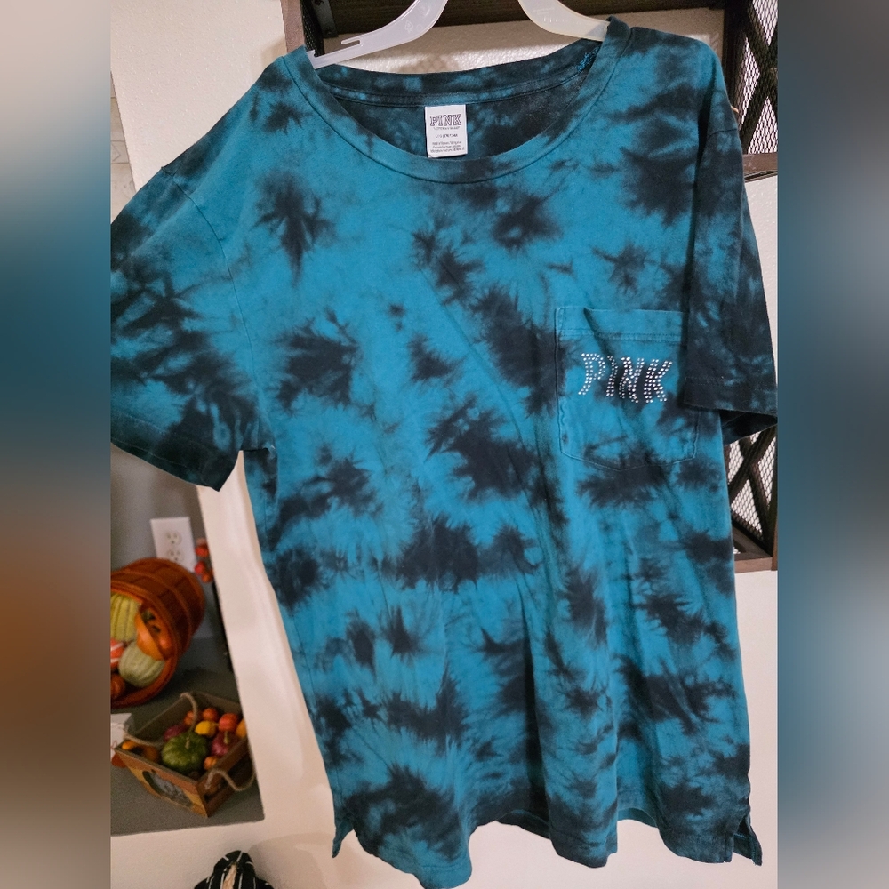 PINK Victoria's Secret Blue and Black Tie-Dye Kids Tee
